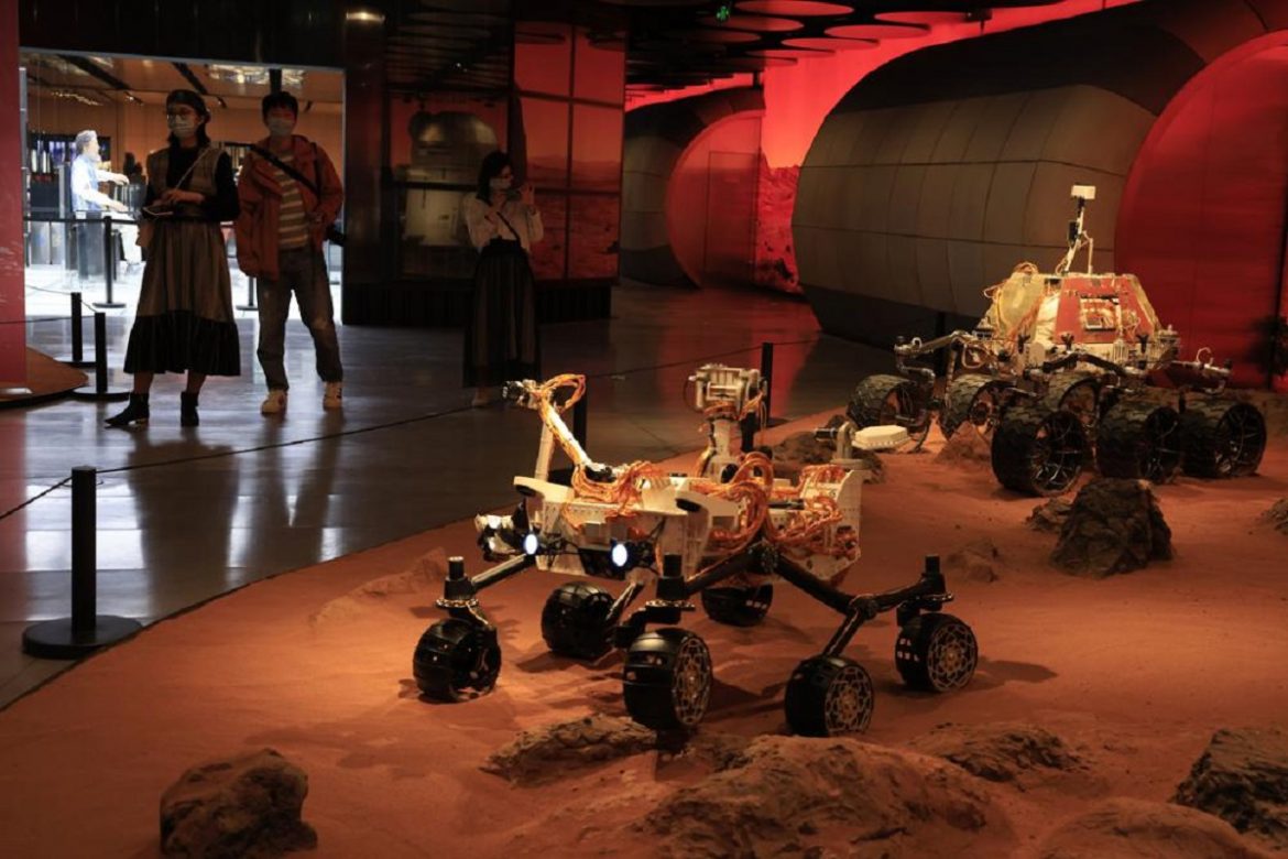 China lands on Mars in latest advance for its