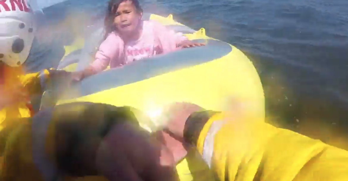 UK lifesavers rescue little girl blown out to sea