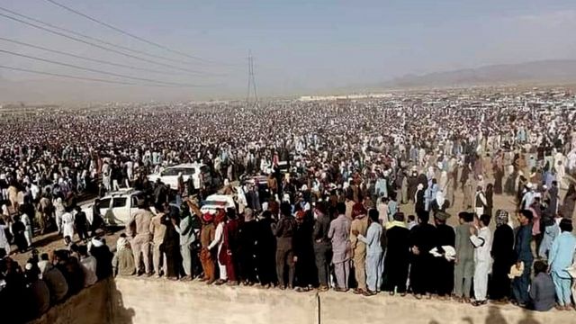 بلوچستان سینیٹر عثمان کاکڑ کی تدفین، سیاسی رہنماؤں
