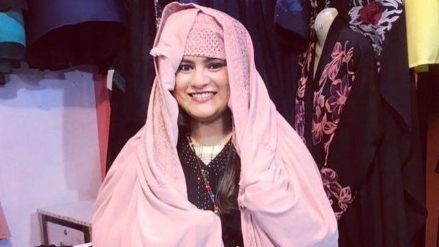ہاسٹلز میں رہائش اختیار کرنے والی پاکستانی خواتین کو کس
