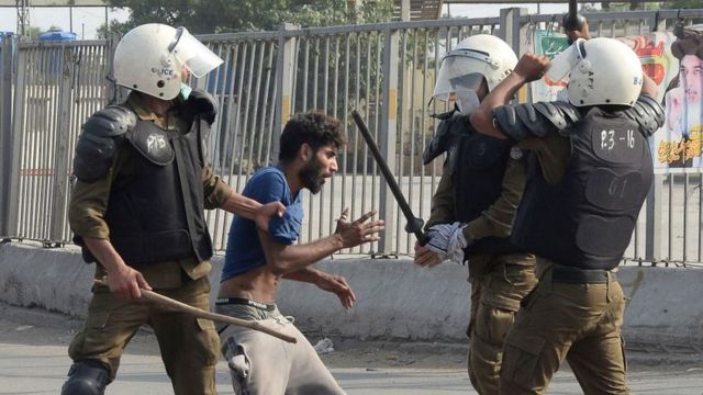 تحریک لبیک دھرنا پنجاب پولیس کی ناکامی پر پولیس