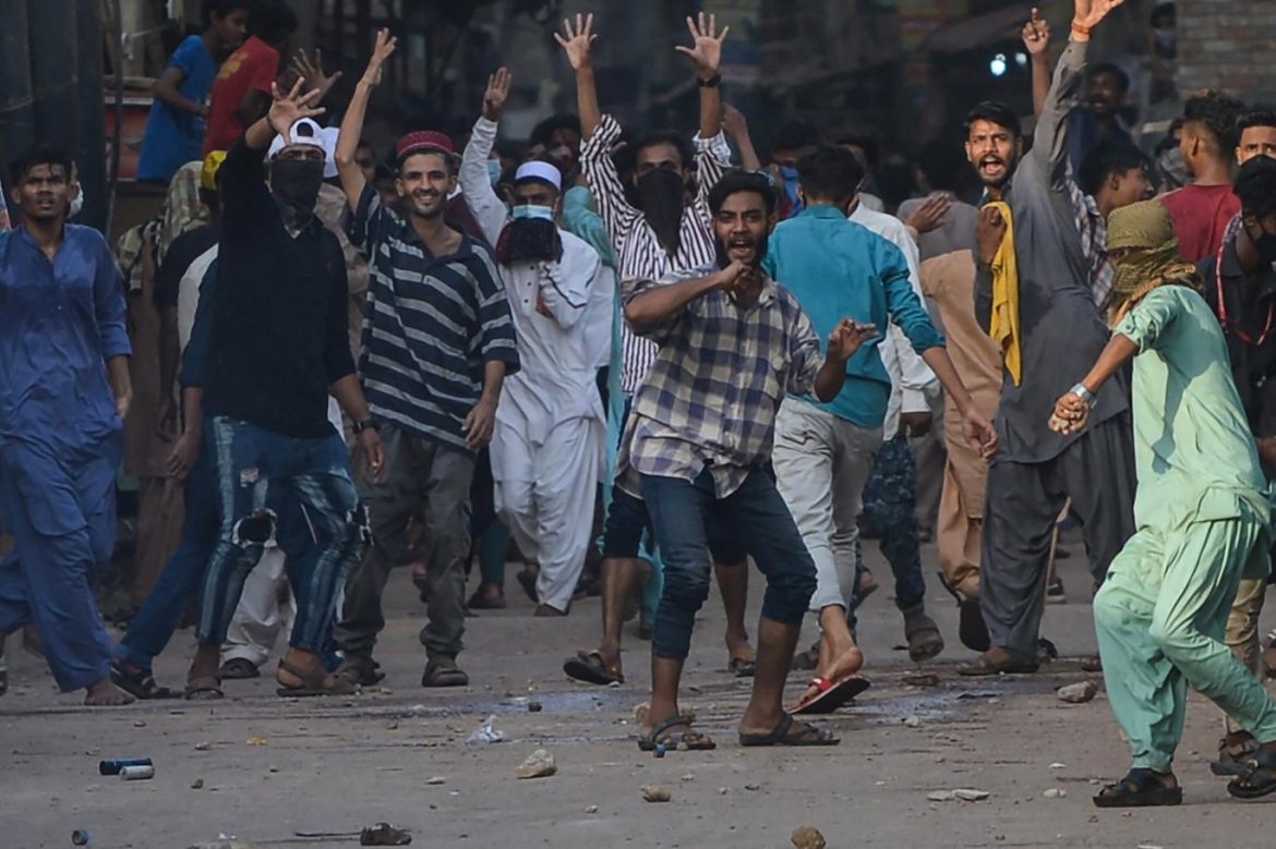 تحریک لبیک پاکستان کو ’قومی مفاد‘ کے نام پر رعایت کیا