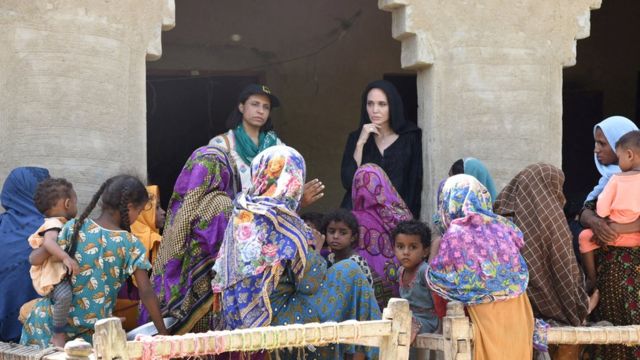 انجلینا جولی کا پاکستان میں سیلاب سے متاثرہ