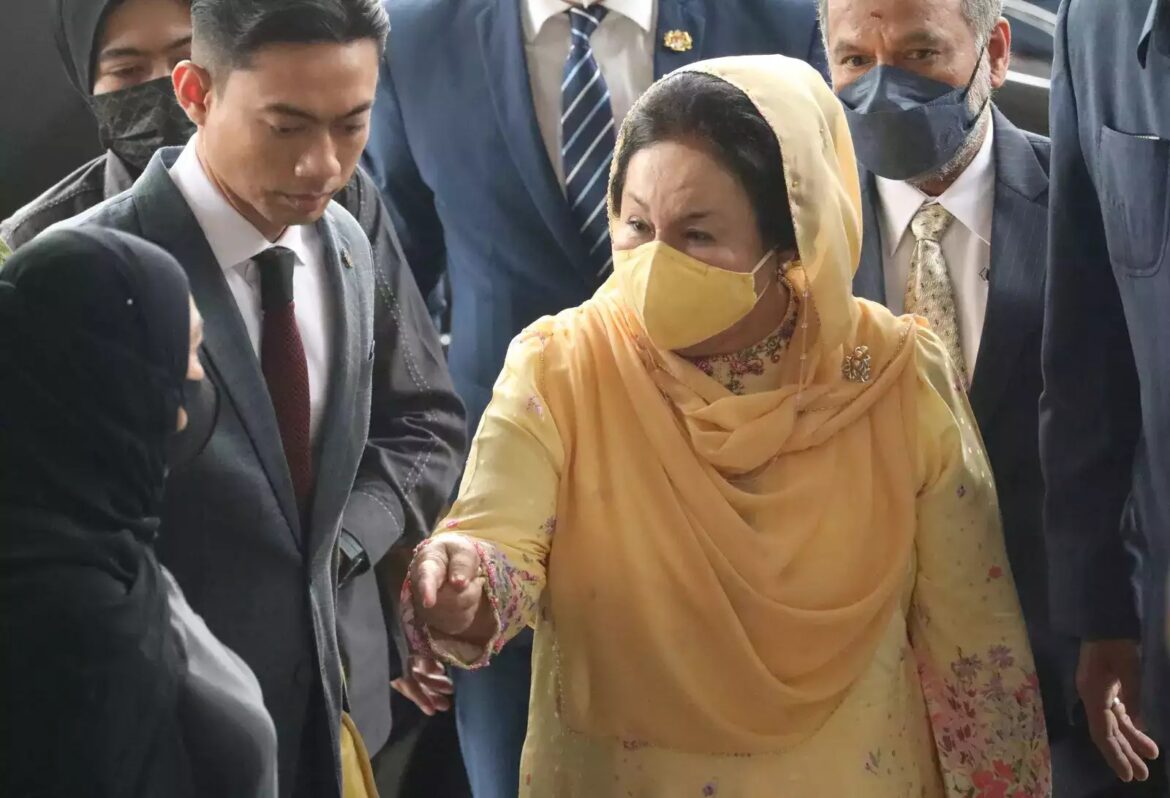 Former Malaysian first lady ordered