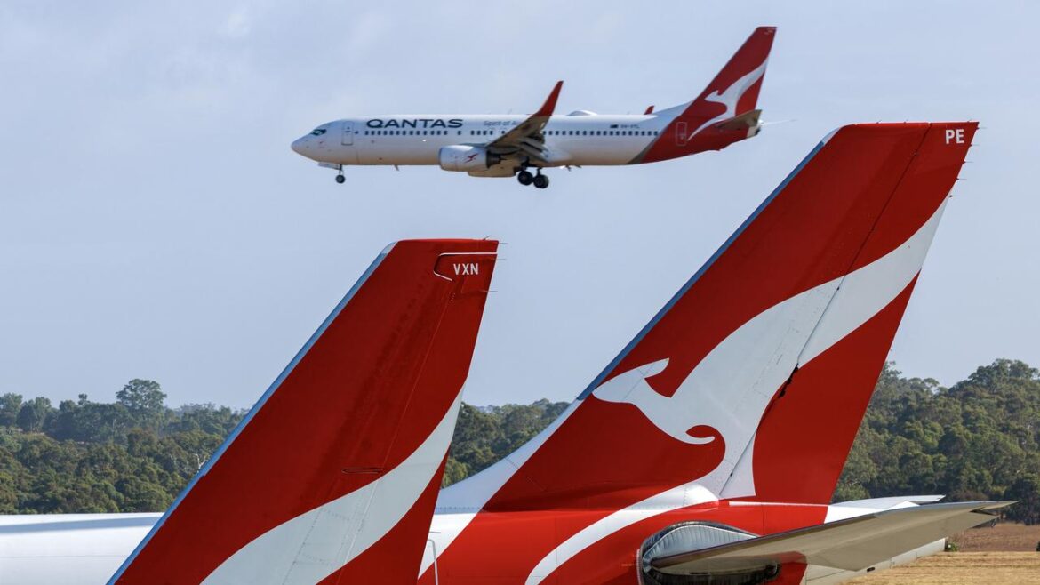 Qantas forecasts $2.5 billion